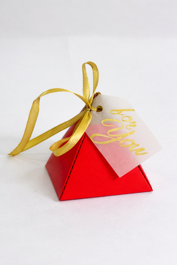 50 Pcs Premium Pyramid Nikah Box with Golden Ribbon